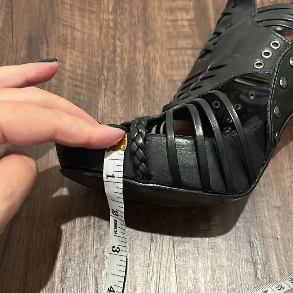 Pour La Victoire Black Leather Platform High Heels, Size 9